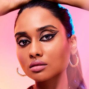 MAC Cosmetics In Extreme Dimension 24-hour Kajal EyeLiner -BLACK